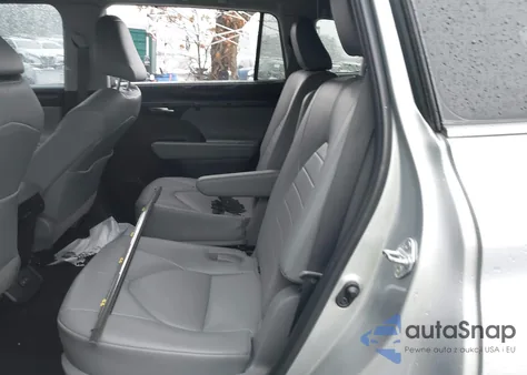 2022 Toyota Highlander Xle from USA, damaged, VIN 5TDHZRBH4NS175193